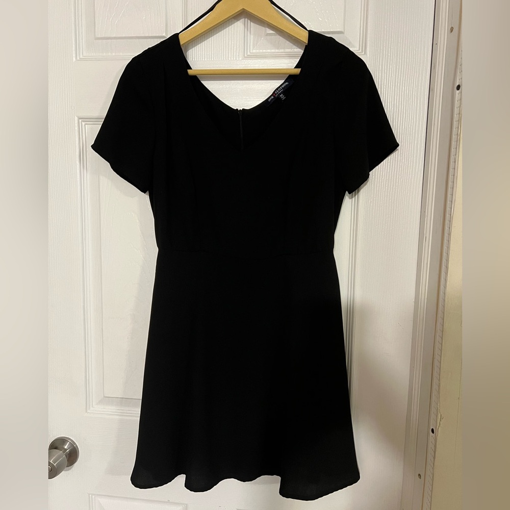 One Clothing Black A-Line Dress Scoop Neck Short Sleeve